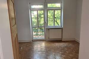 Helle großzügige 3 Zimmer-Wohnung mit Wohnküche, Südbalkon und Gartenmitnutzung im Zentrum Wieslochs – Gerbersruhstraße 29, 69168 Wiesloch – Vorschaubild 5
