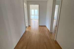 Schöne, frisch renovierte dreieinhalb Zimmer Wohnung mit EBK in Stuttgart, Stammheim – Kornwestheimer Straße 81, 70439 Stammheim-Mitte, Stuttgart – Vorschaubild 17