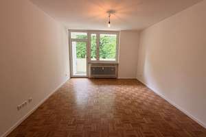 3.5-Zimmer-Apartment mit Balkon und 2 Bädern in München-Freischützstraße  – Freischützstraße 33, 81927 Englschalking, München – Vorschaubild 2