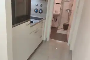 Nachmieter gesucht! Schöne 2-Zimmer Wohnung *EBK*Balkon*Keller*Stellplatz* in 01328 Dresden  – Dresden – Vorschaubild 5