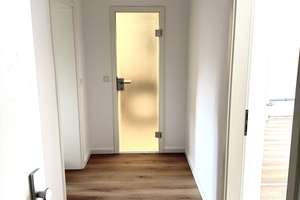 Exklusiv! Kernsanierte 2,5 Zimmer Wohnung mit eigenem Garten im Herzen von Linden... – 30449 Linden-Mitte, Hannover – Vorschaubild 8