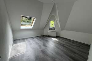 Komplett renovierte und helle Dachgeschosswohnung in zentraler und naturnaher Lage in Do-Berghofen – 44149 Oespel, Dortmund – Vorschaubild 17