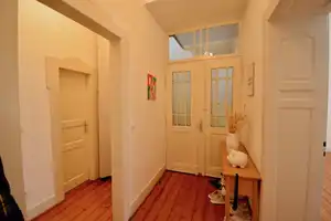 Beeindruckendes 3-Familienhaus im Herzen von Mönchengladbach-Holt – Mönchengladbach – Vorschaubild 7