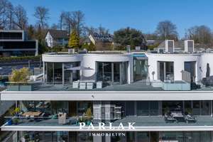 Exklusives Penthouse mit Blick auf den Stadtwald