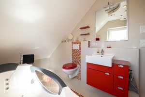 Zuhause ankommen in Beuren an der Aach! Traumhaus auf 2,5 Etagen mit Einliegerwhg. und tollem Garten – Konstanz (Kreis) – Vorschaubild 44