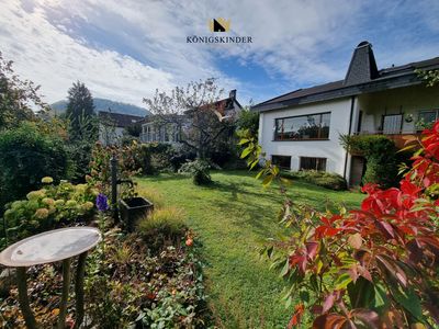 Großzügiges, modernisiertes Ein- bis Zweifamilienhaus mit offenem Kamin und Doppelgarage