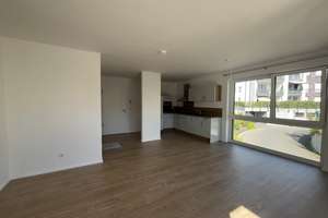 Helle, schöne 2-Zimmer-Wohnung mit Balkon in Lützenkirchen – Im Dorf 65a, 51381 Lützenkirchen, Leverkusen – Vorschaubild 2