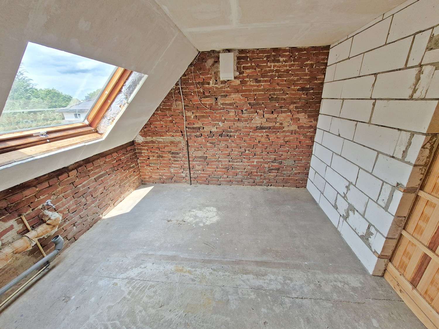 Immobilie in Lübbecke - Attraktives, großes 1-2 Familienhaus mit Wintergarten 
in ruhiger Lage von Lübbecke - Bild 2