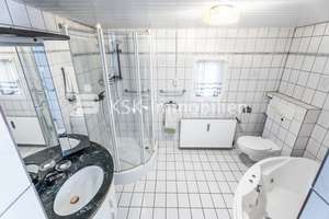 Zweifamilienhaus mit Einliegerwohnung auf attraktivem Grundstück in 50354 Hürth-Efferen! – Die vollständige Adresse der Immobilie erhältst du vom Anbieter., 50354 Hürth – Vorschaubild 10