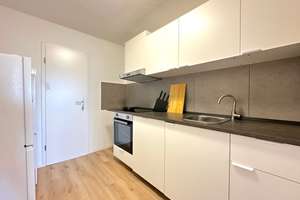 🏡 Möbliertes Zimmer frei in moderner WG – Otto-Hahn-Platz 1, Heidelberg! - ab dem 01.09 – Otto-Hahn-Platz 1, 69126 Emmertsgrund, Heidelberg – Vorschaubild 5