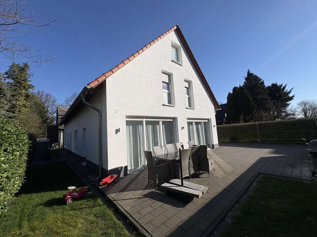 Immobilie in Bückeburg - Perfekt für die große Familie - junges Einfamilienhaus in Bückeburg - Bild 3