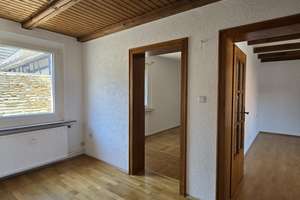 (A1572) geräumiges Mehrfamilienhaus am Hermsdorfer Kreuz – Die vollständige Adresse der Immobilie erhältst du vom Anbieter., 7629 Reichenbach – Vorschaubild 5
