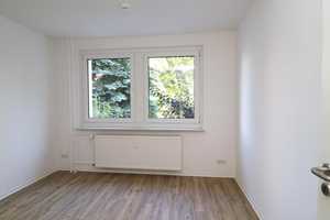 Hereinspaziert! 3 Zimmer, Balkon und Bad mit Dusche – Albert-Schweitzer-Straße 2, 9116 Chemnitz – Vorschaubild 9