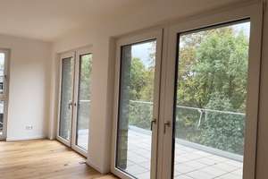 **Familien Willkommen** Wohngenuss im NEUBAU mit Dachterrasse, Tageslichtbad, Einbauküche, Parkett – Hildesheimer Straße 442, 30519 Wülfel, Hannover – Vorschaubild 4