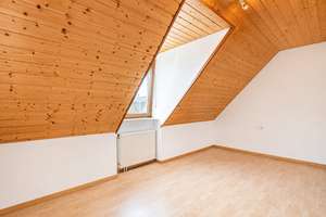 Geräumige 3-Zimmer-Dachgeschosswohnung im Zentrum von Göppingen – Querstraße 3, 73033 Göppingen – Vorschaubild 6