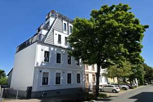 *Frankfurt-Oberrad-Unikat! Modernisiertes 1-3 Generationenhaus in begehrter Lage* – Die vollständige Adresse der Immobilie erhältst du vom Anbieter., 60599 Oberrad, Frankfurt am Main – Vorschaubild 2
