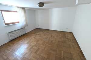 Niederpleis: Freistehender Winkel-Bungalow mit Garage und netter Nachbarschaft – Rhein-Sieg-Kreis – Vorschaubild 15
