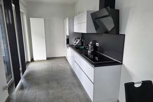 Moderne 2-Zimmer 72 m² EG Wohnung mit großzügigem Garten