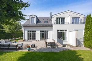 Moderne Villenhälfte in begehrter Lage – Die vollständige Adresse der Immobilie erhältst du vom Anbieter., 82031 Grünwald – Vorschaubild 9