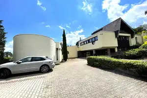 PAKET: Haus + 2 separate Wohnungen! 
• Stilvolles Wohnen in einmaliger Exklusivlage • – Düren (Kreis) – Vorschaubild 2