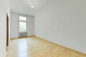 Bezugsfreie Drei-Zimmer-Altbauwohnung im Herzen von Schmargendorf – Die vollständige Adresse der Immobilie erhältst du vom Anbieter., 14199 Schmargendorf, Berlin – Vorschaubild 5