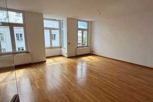 Wohnen mit Ausblick: Stilvolle, großzügige 2-Zimmer-Wohnung am Aachener Theater – Theaterplatz 3, 52062 Theater, Aachen – Vorschaubild 2