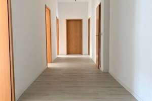 Familien aufgepasst! 4 Zimmer mit 114 m² , Balkon und Erker ab SOFORT – Franz-Mehring-Straße 9, 9112 Kaßberg, Chemnitz – Vorschaubild 8