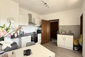 Großzügiges Apartment mit einladender Wohnküche und Sonnenbalkon in Lindenthal! – Die vollständige Adresse der Immobilie erhältst du vom Anbieter., 50935 Lindenthal (Ortsteil), Köln – Vorschaubild 12