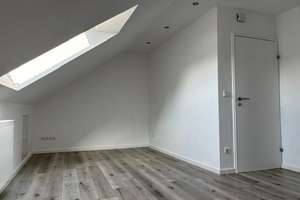 Reihenhaus sonnige Feldrandlage mit Terrasse Balkon 4,5 Zi. 138m² in Frankfurt a. M. Nieder-Eschbach – 60437 Nieder-Eschbach, Frankfurt am Main – Vorschaubild 40