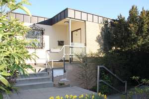 Bungalow mit ELW und atemberaubender  Sicht auf Regensburg und den Dom - Erfüllung Ihres Traumes! – Die vollständige Adresse der Immobilie erhältst du vom Anbieter., 93057 Sallern-Gallingkofen, Regensburg – Vorschaubild 3