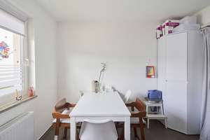 Lichtdurchflutete moderne 5-Zimmer-Eigentumswohnung mit Loggia in schöner Wohnlage von Westhoven – Die vollständige Adresse der Immobilie erhältst du vom Anbieter., 51149 Ensen, Köln – Vorschaubild 10
