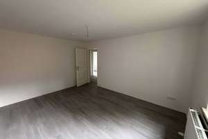 Frisch renoviert & bereit zum Einziehen – schöne 3-Zimmer-Wohnung in Thiede – 38239 Thiede, Salzgitter – Vorschaubild 3