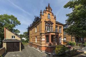 Hochwertig saniertes Altbaujuwel in zentraler Lage von City-Ost