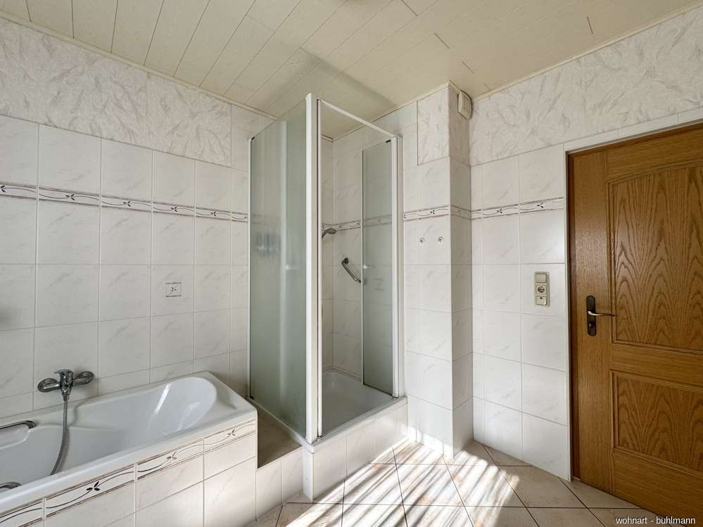 Immobilie in Wernigerode - Großzügiges Ein- oder Zweifamilienhaus mit Bungalow und sonnenverwöhntem Garten in Hasserode - Bild 3