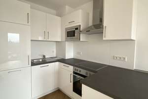 Lichtdurchflutete  2 Zimmer mit EBK und Balkon - Willkommen in Pankow! – Vesaliusstraße 4a, 13187 Pankow (Ortsteil), Berlin – Vorschaubild 13