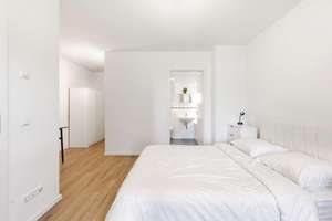 Charmante 2-Zimmer-Wohnung mit zwei Balkonen in ruhiger, grüner Villenlage – Die vollständige Adresse der Immobilie erhältst du vom Anbieter., 81479 Solln, München – Vorschaubild 6
