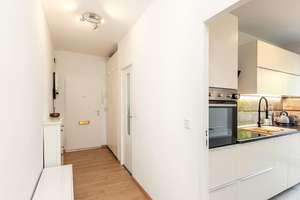 Bezugsfreie 2 Zimmer Doppelbalkon Wohnung provisionsfrei dicht Kudamm zu verkaufen – 10707 Wilmersdorf, Berlin – Vorschaubild 9