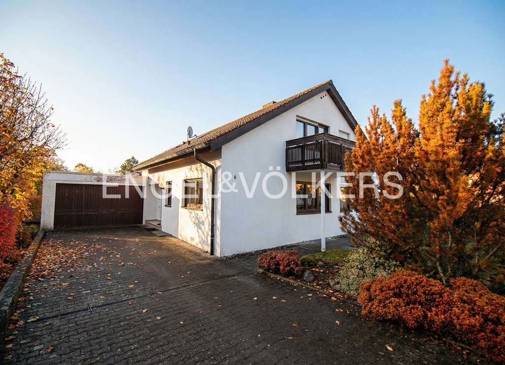 Immobilie in Bad Schussenried - Schönes Haus mit Einliegerwohnung in bester Wohnlage - Bild 2