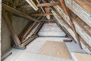 4-Familienhaus mit Ausbaupotential in TOP Lage – Die vollständige Adresse der Immobilie erhältst du vom Anbieter., 70329 Hedelfingen (Ortsteil), Stuttgart – Vorschaubild 27
