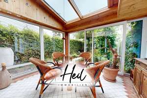 Gepflegtes Reihenhaus mit Wintergarten, Sauna und ausgebautem Dachgeschoss