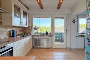 Freistehendes Einfamilienhaus - Wohnen mit Fernblick und Poolhaus – Die vollständige Adresse der Immobilie erhältst du vom Anbieter., 51491 Overath – Vorschaubild 8