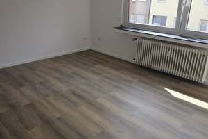*RHEINNÄHE* SANIERTE, HELLE UND GUT AUFGETEILTE 3 ZIMMERWOHNUNG IM 1. OG MIT BALKON – Windmühlenstrasse 162, 51063 Mülheim (Ortsteil), Köln – Vorschaubild 21