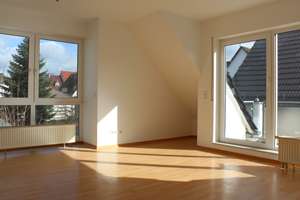 Helle 2-Zimmer-Dachwohnung mit Süd-Dachloggia und Tiefgaragenstellplatz in Taunusstein-Wehen – Aarstraße 217, 65232 Taunusstein – Vorschaubild 5