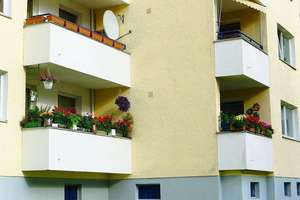 Käuferprovisionsfrei: vermietete + ruhige 2-Zi.-Wohnung + Balkon + Lift in LICHTERFELDE – Die vollständige Adresse der Immobilie erhältst du vom Anbieter., 12207 Lichterfelde, Berlin – Vorschaubild 5