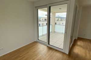 NEUBAU: helle, lichtdurchflutete 2-Zimmer-Wohnung mit großem Balkon und Garage – Stuttgart – Vorschaubild 14