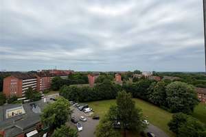 Bezugsfreie 2-Zimmer-Wohnung mit  Weitblick, Balkon, Aufzug und Bodenkammer // Kiel-Dietrichsdorf – Braunsberger Weg 10, 24149 Neumühlen-Dietrichsdorf, Kiel – Vorschaubild 12