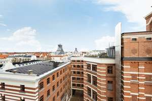 Stilvolle 2-Zimmer-Penthouse-Wohnung mit traumhafter Dachterrasse und Tiefgaragenplatz – Die vollständige Adresse der Immobilie erhältst du vom Anbieter., 4229 Plagwitz, Leipzig – Vorschaubild 7