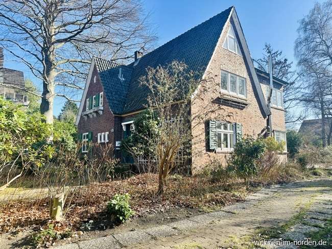 Hamburg-Zylinderviertel: Verwunschenes Anwesen mit parkähnlichem Grundstück und würdigem Buchenhain, Hamburg – Bild 1