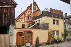 7,2 % Rendite in bester Lage von Betzenstein - Historisches Wohn- & Geschäftshaus – Die vollständige Adresse der Immobilie erhältst du vom Anbieter., 91282 Betzenstein – Vorschaubild 1