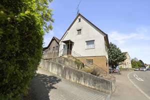 Charmantes historisches Einfamilienhaus in Schlaitdorf – Die vollständige Adresse der Immobilie erhältst du vom Anbieter., 72667 Schlaitdorf – Vorschaubild 2